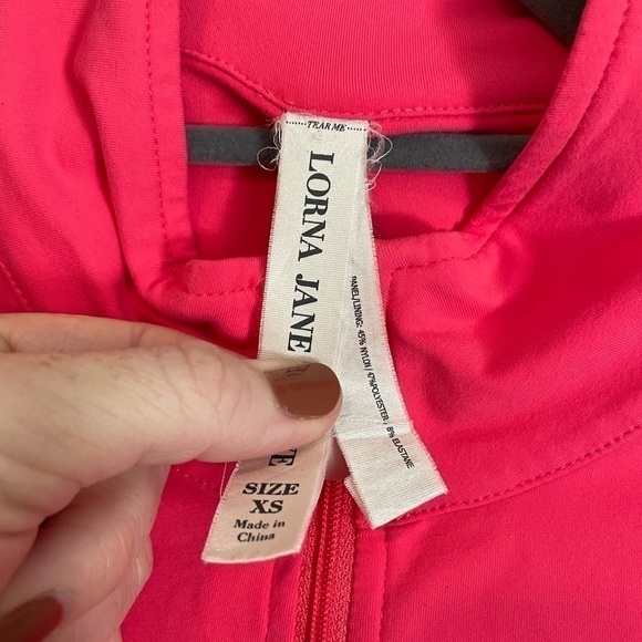 Lorna Jane hot pink zip up track jacket size XS - Picture 6 of 9